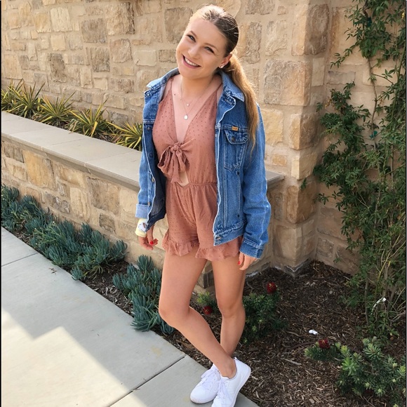 Meet your Posher, Kacie - Picture 1 of 1